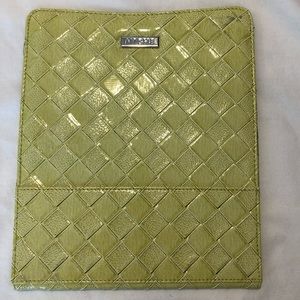 Miche green patterned magnetic purse cover